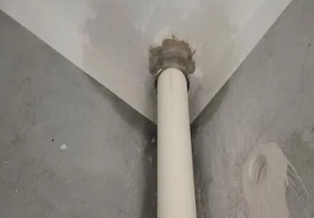 北塔卫生间测漏水之渗水防护
